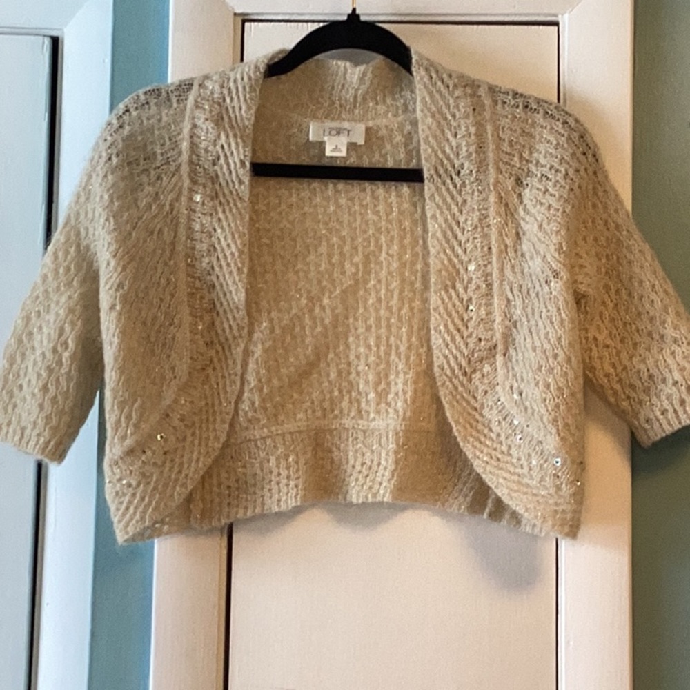 Loft woman size small sweater shrug